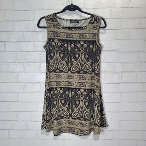 Cute and comfy black printed dress